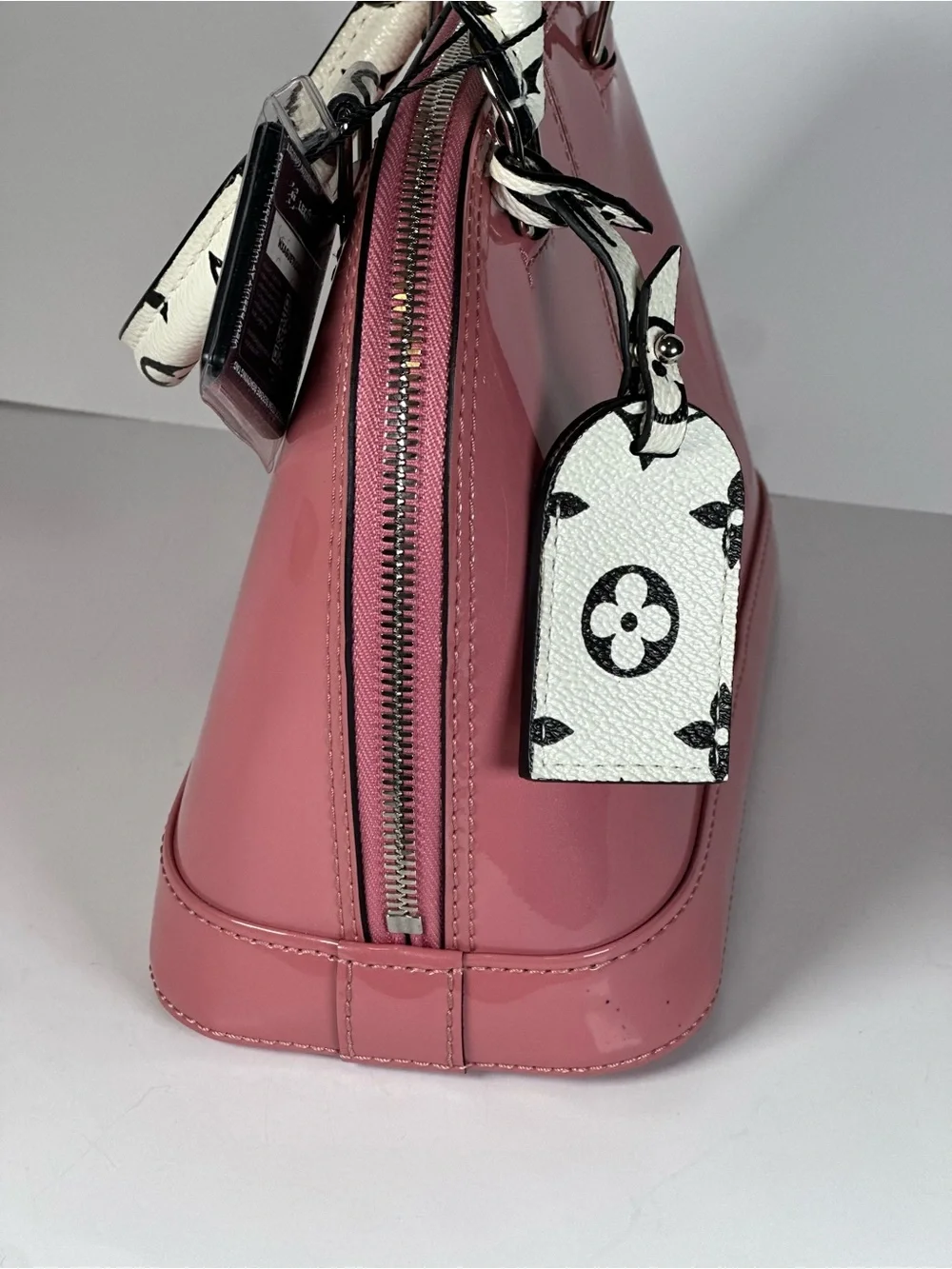 Authentic Louis Vuitton Blush Pink Vernis Alma BB Crossbody